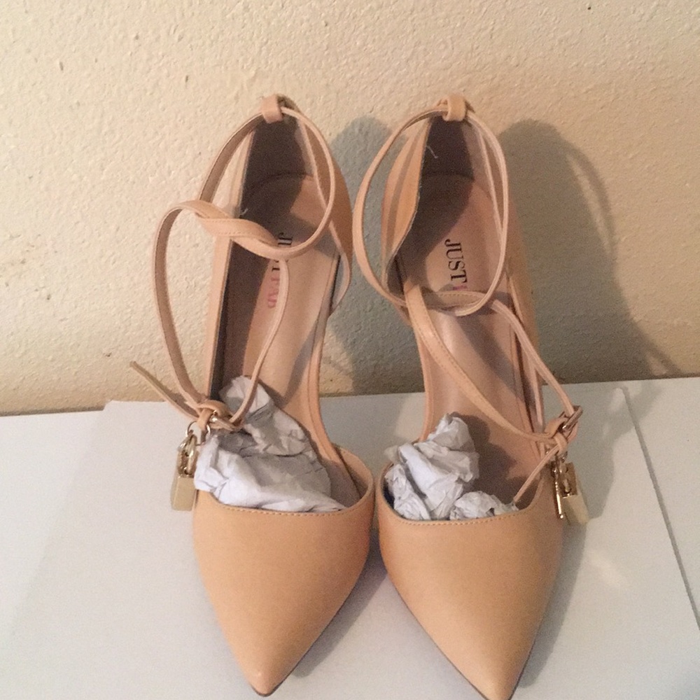 Justfab